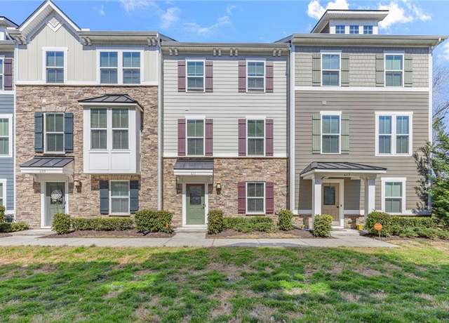 Property at 611 Brickell Chase, Chesapeake, VA 23324, 3 beds, 2.5 baths