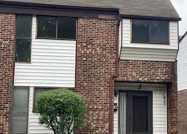Property at 121 Windsor Pines Way Unit J, Newport News, VA 23608, 3 beds, 2.5 baths