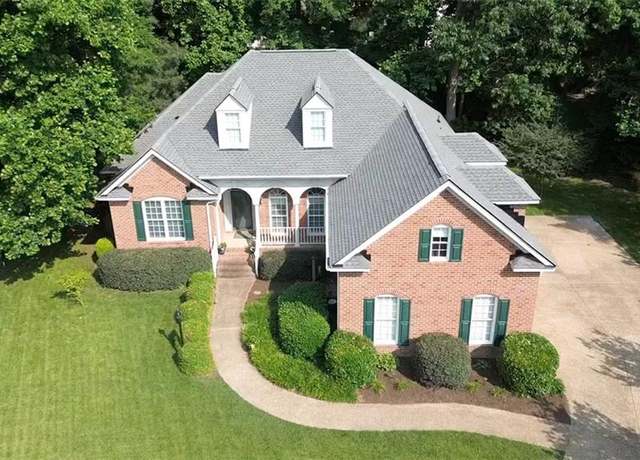 Property at 20531 Madison Ct, Smithfield, VA 23430, 4 beds, 2.5 baths