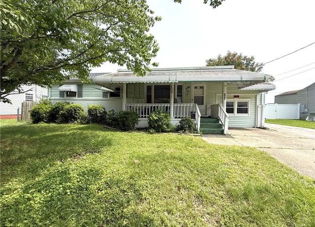Property at 303 Mohican Dr, Portsmouth, VA 23701, 3 beds, 1 bath