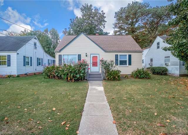 Property at 227 Lenox Ave, Norfolk, VA 23503, 4 beds, 1 bath