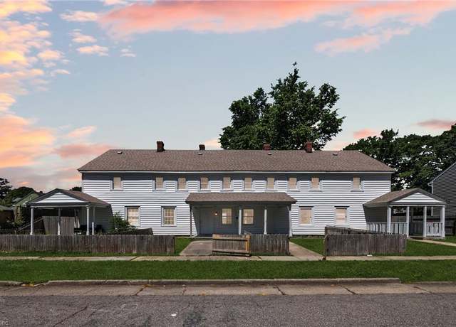 Property at 37 Farragut St, Portsmouth, VA 23702, 12 beds, 5 baths