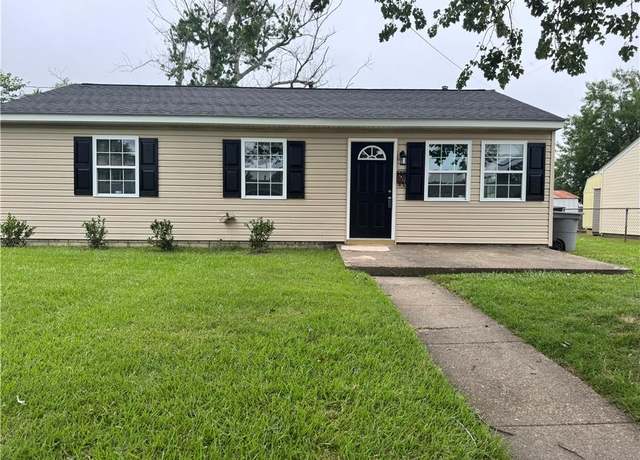 Property at 1817 Somerville Dr, Hampton, VA 23663, 3 beds, 1.5 baths