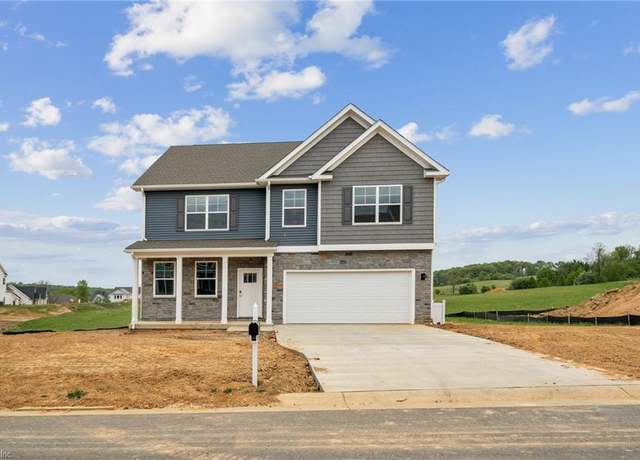 Property at 3021 Dalton Cir, Suffolk, VA 23435, 4 beds, 2.5 baths