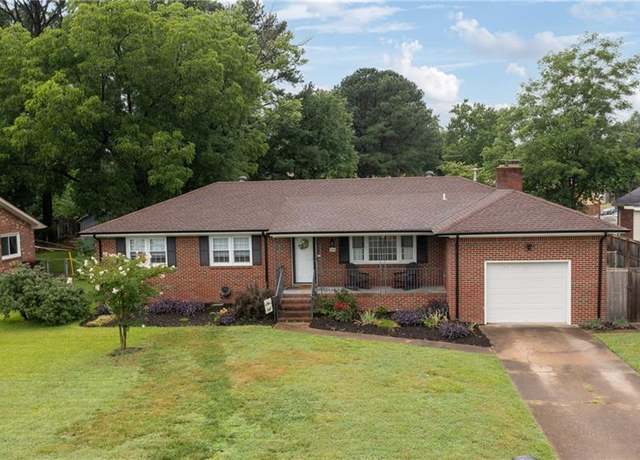 Property at 2440 Sir Lance Dr, Chesapeake, VA 23325, 3 beds, 2 baths