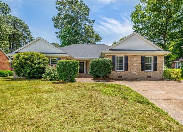 Property at 17 Estate Dr, Hampton, VA 23666, 3 beds, 3 baths
