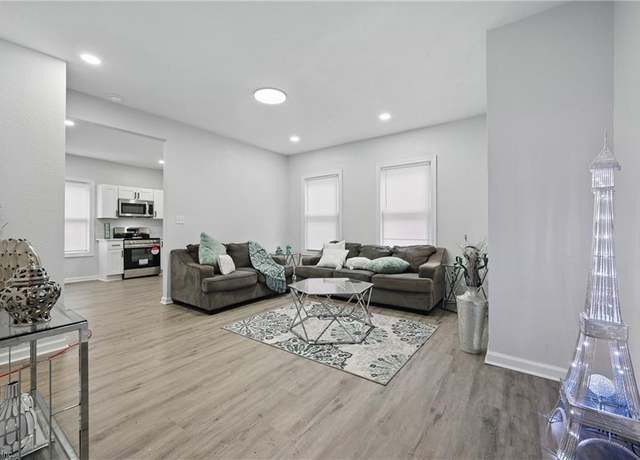 Property at 1006 Vermont Ave, Portsmouth, VA 23707, 3 beds, 3 baths