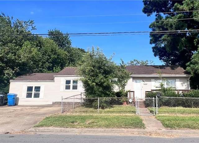 Property at 1900 Darnell Dr, Virginia Beach, VA 23455, 3 beds, 2 baths