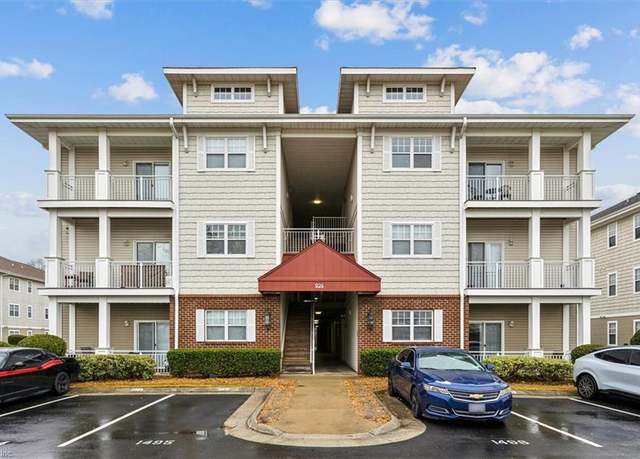 Property at 924 Southmoor Dr #106, Virginia Beach, VA 23455, 2 beds, 2 baths