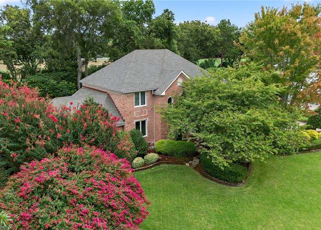 Property at 4032 Timber Ridge Dr, Virginia Beach, VA 23455, 4 beds, 4.5 baths
