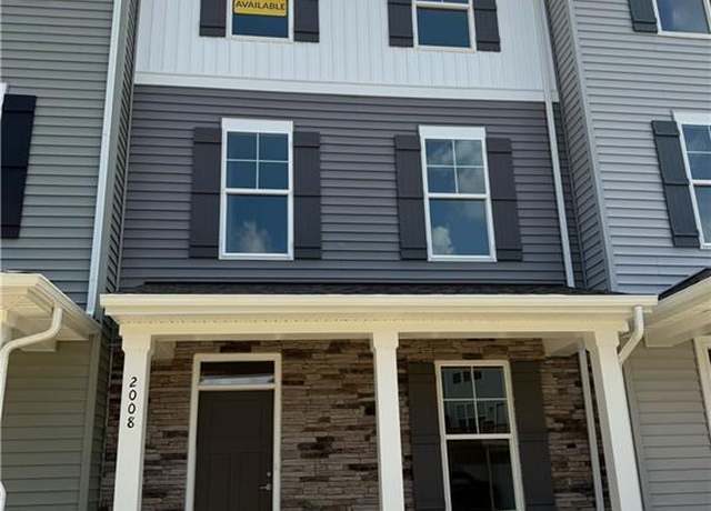 Property at 2008 Stanford Ln, Newport News, VA 23608, 4 beds, 3.5 baths