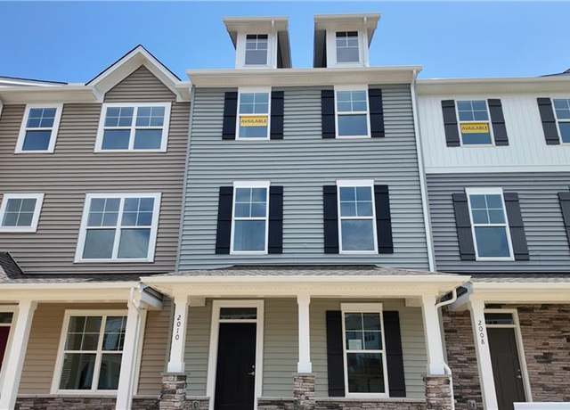 Property at 2010 Stanford Ln, Newport News, VA 23608, 3 beds, 3.5 baths