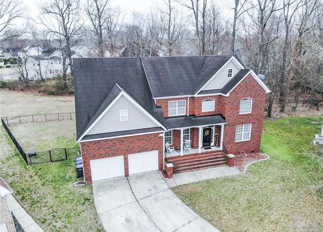 Property at 3005 Jib Ct, Suffolk, VA 23435, 5 beds, 4 baths