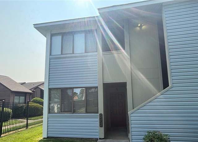 Property at 513 Abbot Muse, Virginia Beach, VA 23452, 2 beds, 2 baths