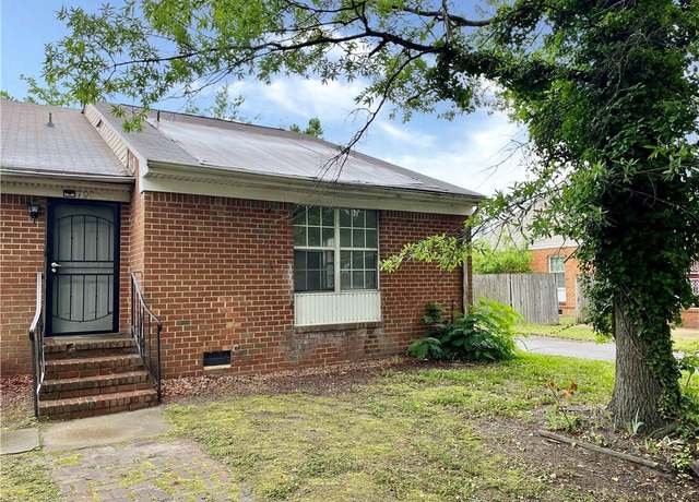 Property at 702 Howard Pl, Norfolk, VA 23504, 2 beds, 1 bath