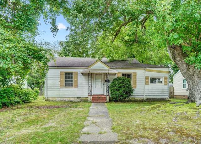 Property at 10 Dotson Dr, Hampton, VA 23669, 2 beds, 1 bath