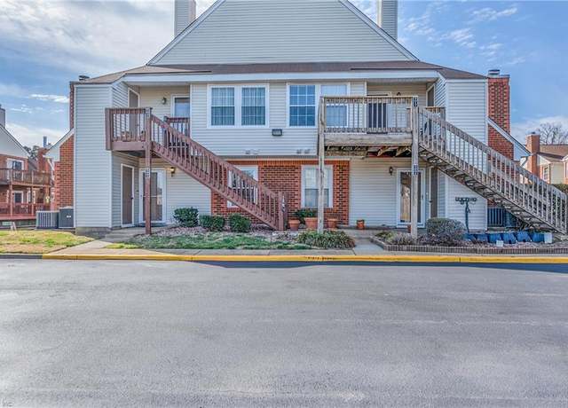Property at 5017 Gatehouse Way, Virginia Beach, VA 23455, 2 beds, 2 baths