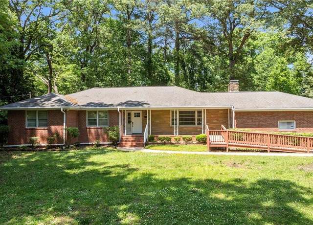Property at 1508 Reynard Rd, Suffolk, VA 23433, 4 beds, 2 baths