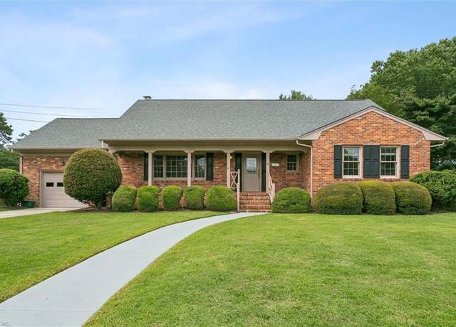 Property at 113 Southerland Dr, Hampton, VA 23669, 3 beds, 3 baths