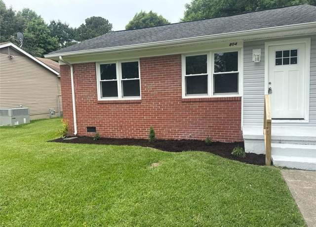 Property at 804 Dorset Ave, Portsmouth, VA 23701, 3 beds, 1 bath
