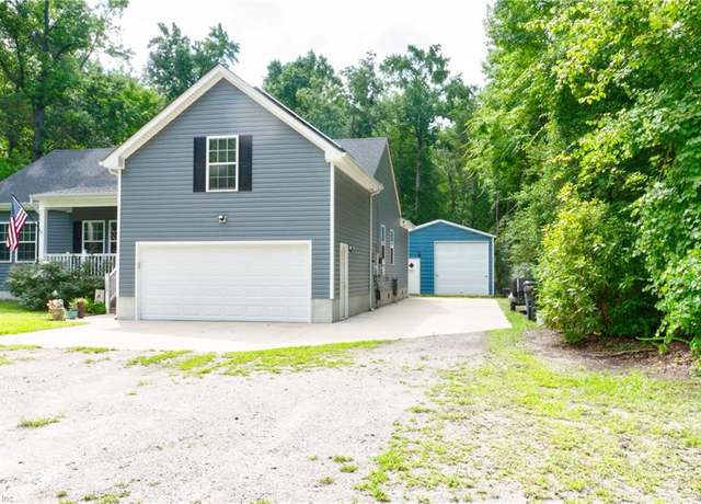 Property at 135 S Currituck Rd, Currituck, NC 27929, 3 beds, 3 baths