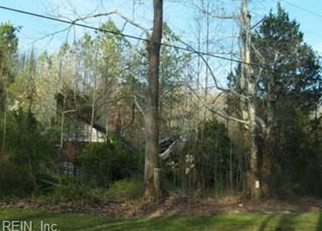 Property at 6777 Ware Neck Rd, Gloucester, VA 23061