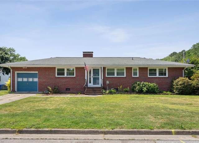 Property at 81 Ferguson Ln, Newport News, VA 23601, 3 beds, 1.5 baths