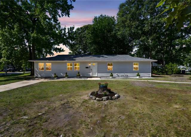 Property at 660 Bethune Dr, Virginia Beach, VA 23452, 4 beds, 2 baths