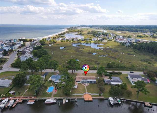 Property at 1727 Beach Rd, Hampton, VA 23664, 3 beds, 2 baths