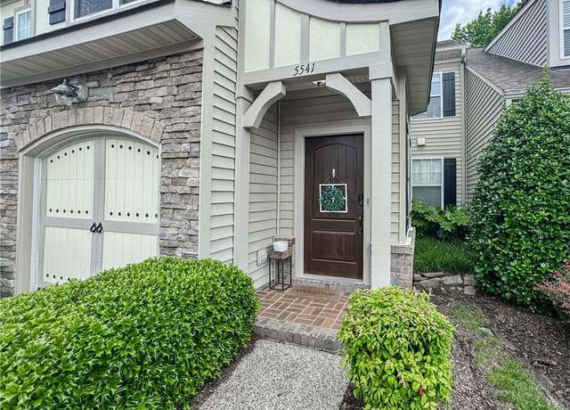 Property at 5541 Frog Pond Ln, Virginia Beach, VA 23455, 3 beds, 2 baths