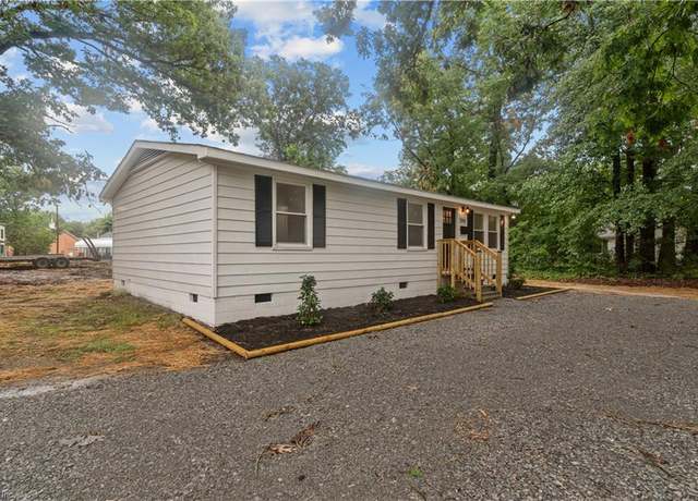 Property at 2370 Pruden Blvd, Suffolk, VA 23434, 3 beds, 1 bath