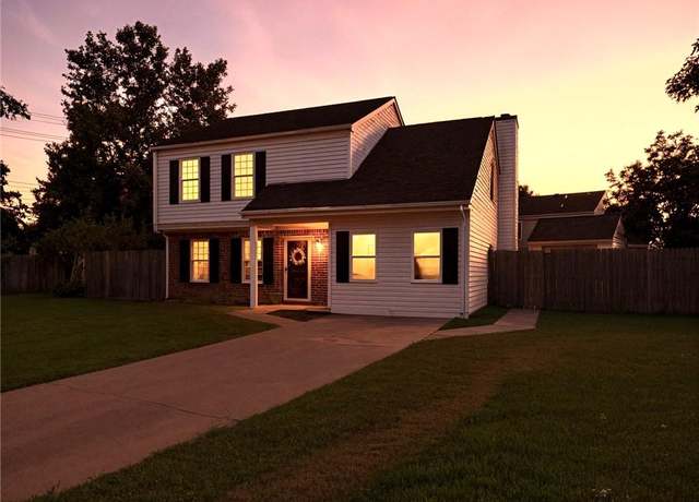 Property at 1100 Balch Pl, Virginia Beach, VA 23454, 5 beds, 2.5 baths