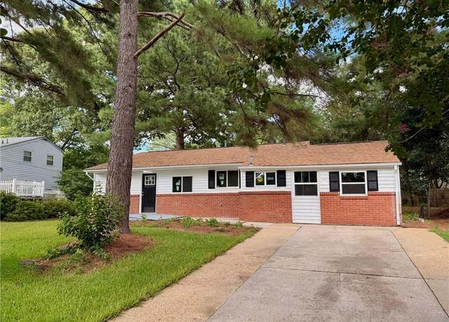 Property at 528 Big Pine Dr, Virginia Beach, VA 23452, 4 beds, 2 baths