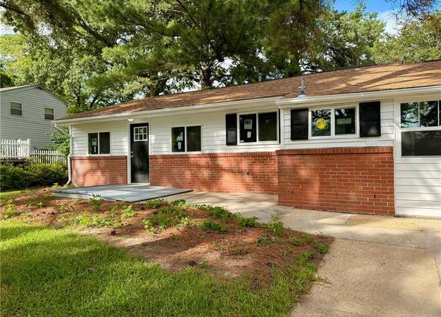 Property at 528 Big Pine Dr, Virginia Beach, VA 23452, 4 beds, 2 baths