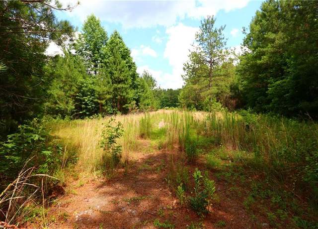 Property at 6950 Gates Rd, Suffolk, VA 23437