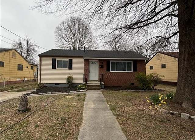 Property at 711 Vellines Ave, Chesapeake, VA 23324, 3 beds, 1.5 baths