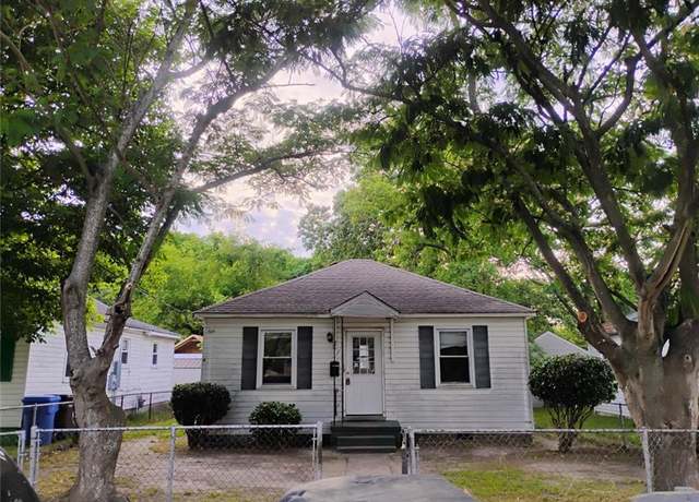 Property at 830 Partridge Ave, Chesapeake, VA 23324, 2 beds, 1 bath