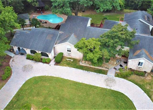 Property at 1413 W Little Neck Road Rd, Virginia Beach, VA 23452, 5 beds, 4 baths
