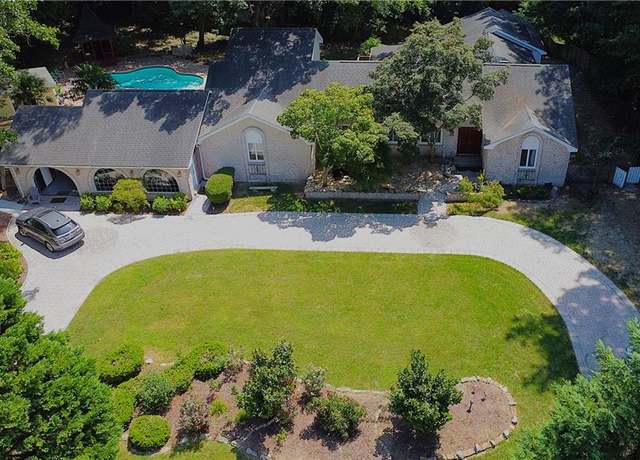 Property at 1413 W Little Neck Rd, Virginia Beach, VA 23452, 5 beds, 4 baths