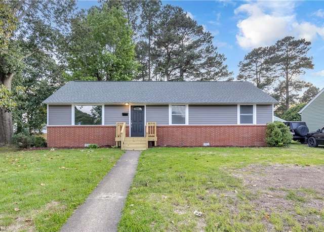 Property at 401 Patrician Dr, Hampton, VA 23666, 3 beds, 2 baths