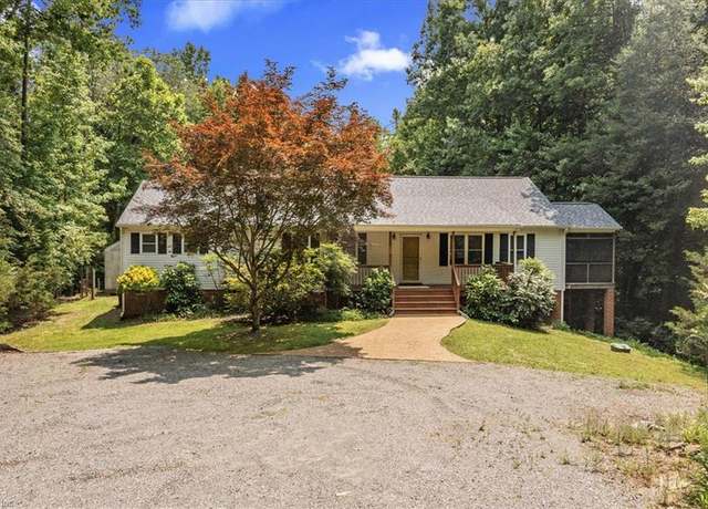 Property at 5995 Hopewell Rd, New Kent, VA 23124, 3 beds, 2 baths