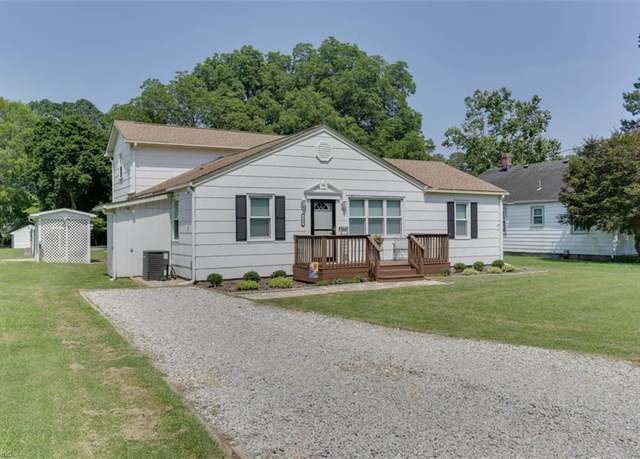 Property at 200 Mulberry Ln, Suffolk, VA 23432, 5 beds, 2.5 baths