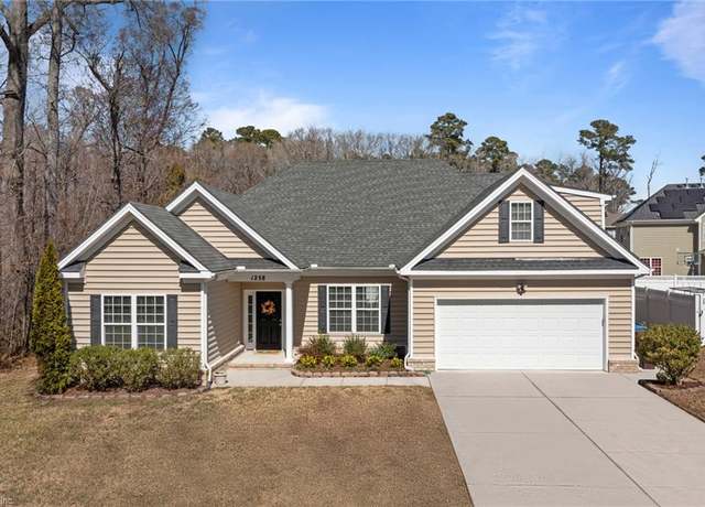 Property at 1238 Copper Knoll Ln, Chesapeake, VA 23320, 4 beds, 3 baths