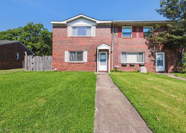 Property at 869 Club House Rd #8, Virginia Beach, VA 23452, 3 beds, 1.5 baths