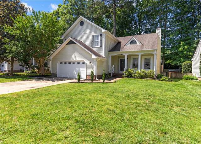 Property at 842 Hardwood Dr, Chesapeake, VA 23320, 4 beds, 2.5 baths