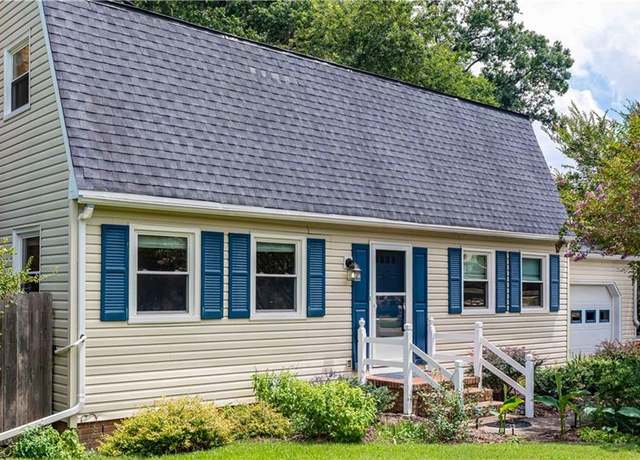 Property at 1206 Peachtree Dr, Suffolk, VA 23434, 3 beds, 1.5 baths