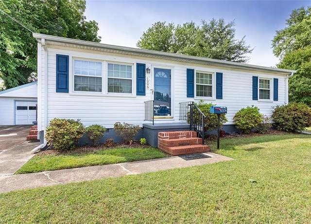 Property at 1006 76th St, Newport News, VA 23605, 3 beds, 1 bath