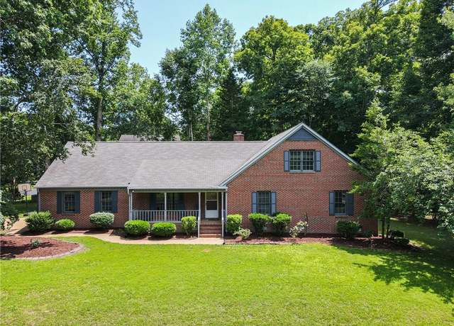 Property at 5500 Nuthatch Dr, Williamsburg, VA 23185, 5 beds, 2.5 baths