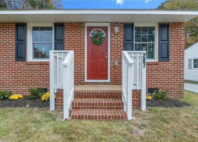 Property at 207 S College Dr, Franklin, VA 23851, 3 beds, 2 baths