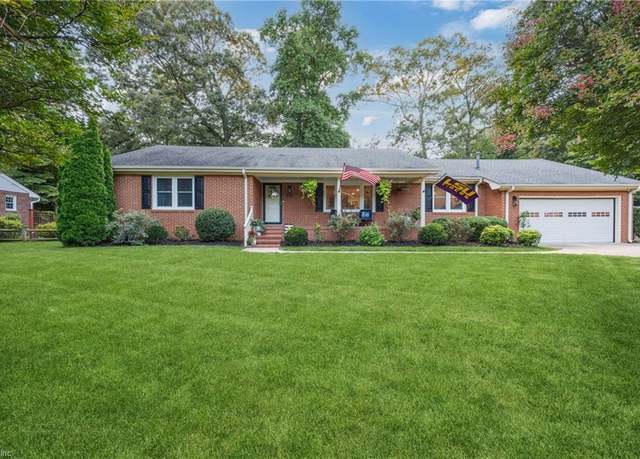 Property at 805 Sheraton Dr, Virginia Beach, VA 23452, 4 beds, 3 baths